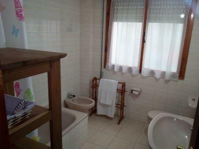 Lupamar Cangas Centro Apartamento Onís Exterior foto